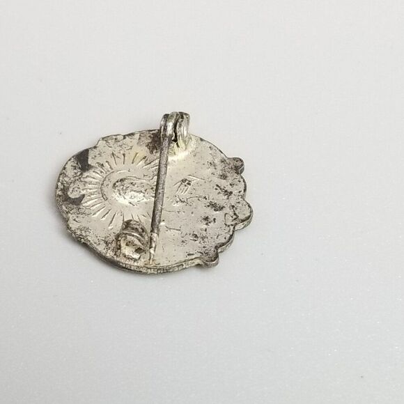 Vintage Madonna and Child Blue Enamel and Silver Tone Brooch, C Clasp, Estate - Picture 3 of 7